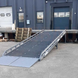 Stacionární nájezdová rampa bez vodorovné plošiny
